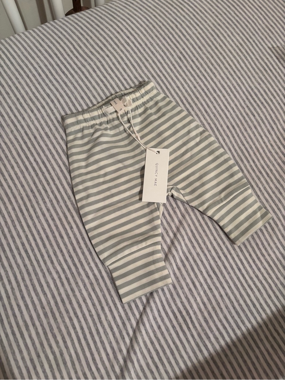 Quincy Mae Sage & White Striped Jogger Pants - Picture 2 of 5